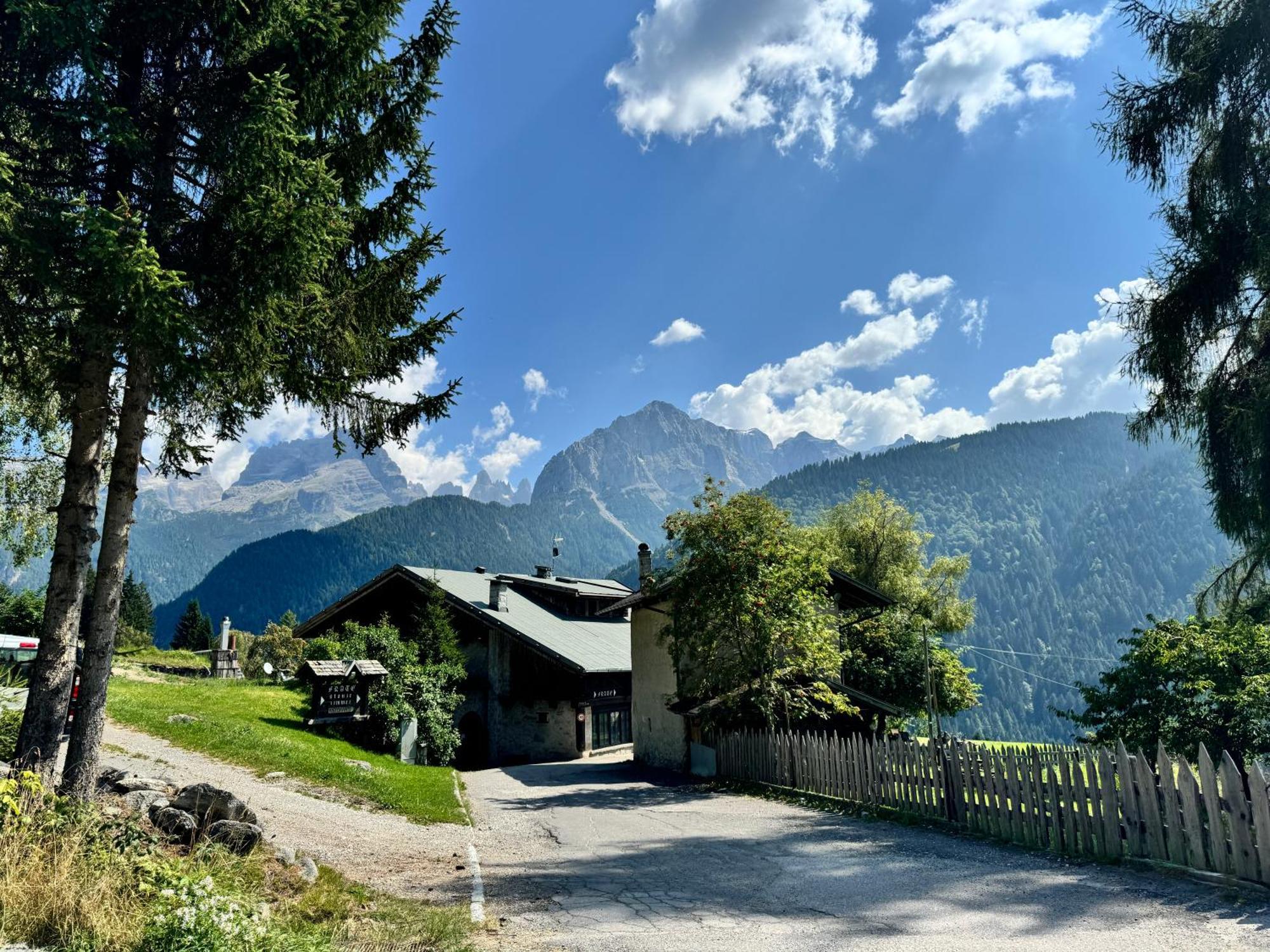 Albergo Ristorante Al Frate Da Streza Madonna di Campiglio Exterior foto